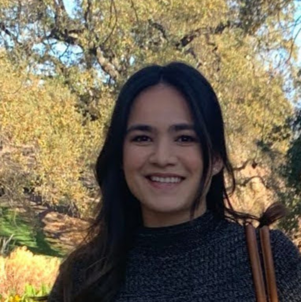 Meet your Posher, Alicia